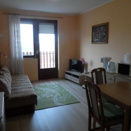 Apartman Berki ヘーヴィーズ エクステリア 写真